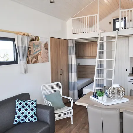 Tiny House With Gas Stove, 15 Km From Alkmaar 木屋 *